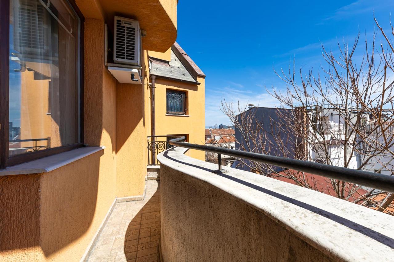 Lovely 1Bd Apartment Close To The Summer Theatre Plovdiv Exterior photo